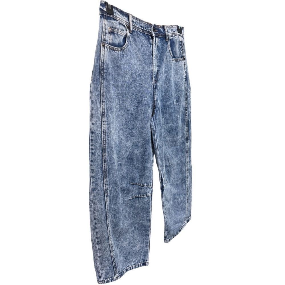 Mid Rise Wide Leg Barrel Jeans Size Large - Very J - NWT - Picture 7 of 12